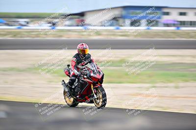 media/Apr-18-2025-TrackDaz (Fri) [[45f5874c44]]/A Group/Session 4 (Turns 5 and 6 - Inside)/